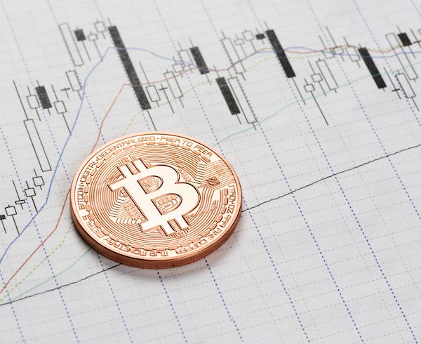 特朗普白宫峰会成功召开与比特币战略储备计划落地，美国的金融变革与全球影响