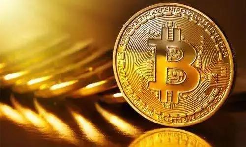 特朗普关税决策损害美国商业前景，比特币价格面临跌至7万美元的风险分析
